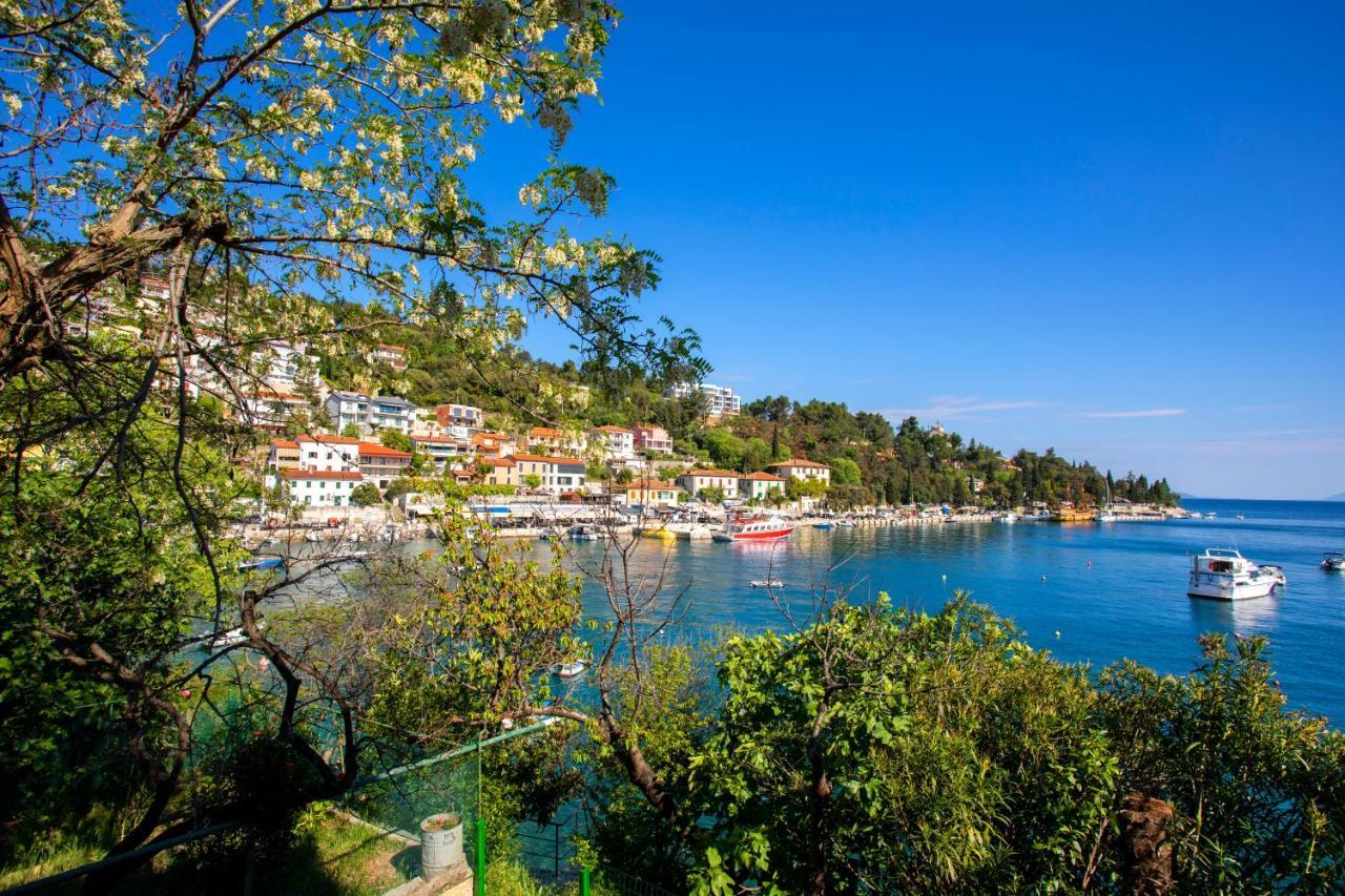 Casa Santo E Albina Rabac Villa Buitenkant foto